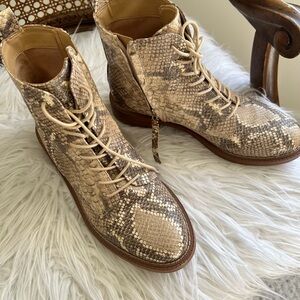 Sam Edelman Beige Snake Print Ankle Boots.. worn 2x